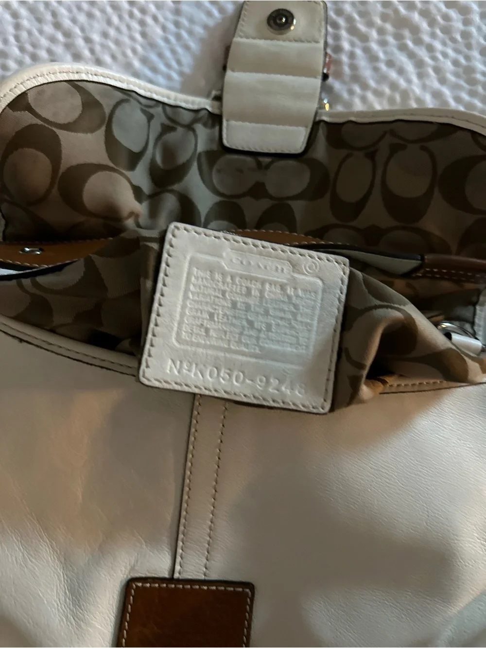 Coach elegant cream